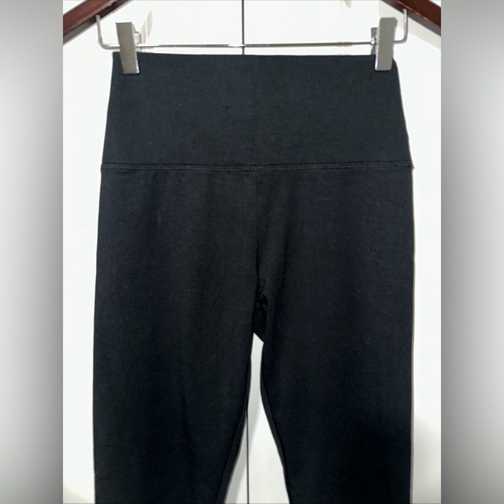 Offline by Aerie OG Leggings Lightweight M NWT - Picture 2 of 4